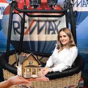 Meet your Posher, Jeannette